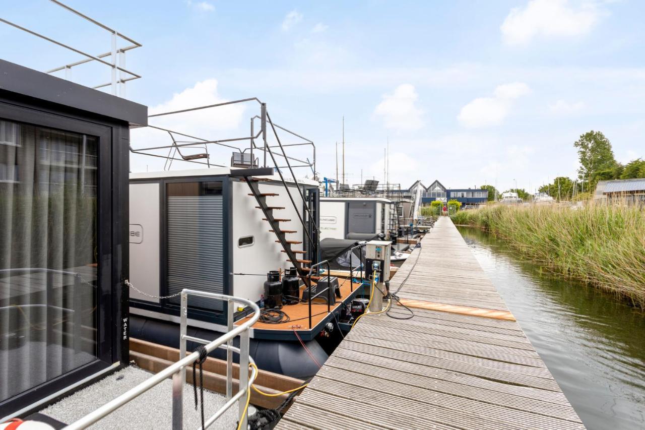 Cosy Tiny Houseboats Near Beach And Restaurants By Weltevreden Experience Zeewolde Ngoại thất bức ảnh